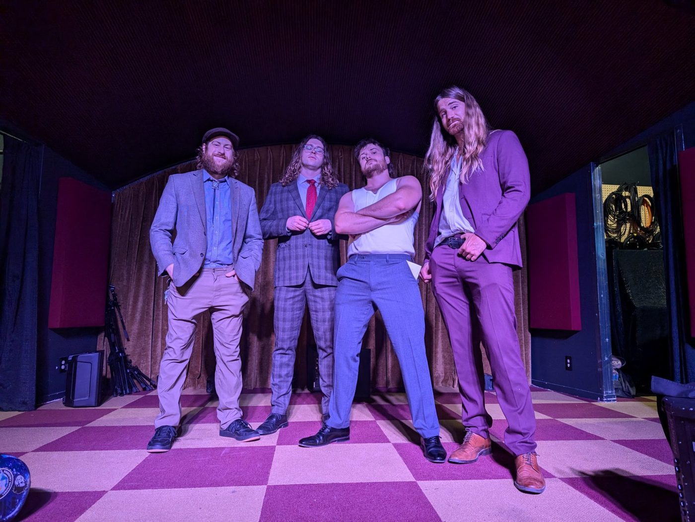 Simonoto band performing live